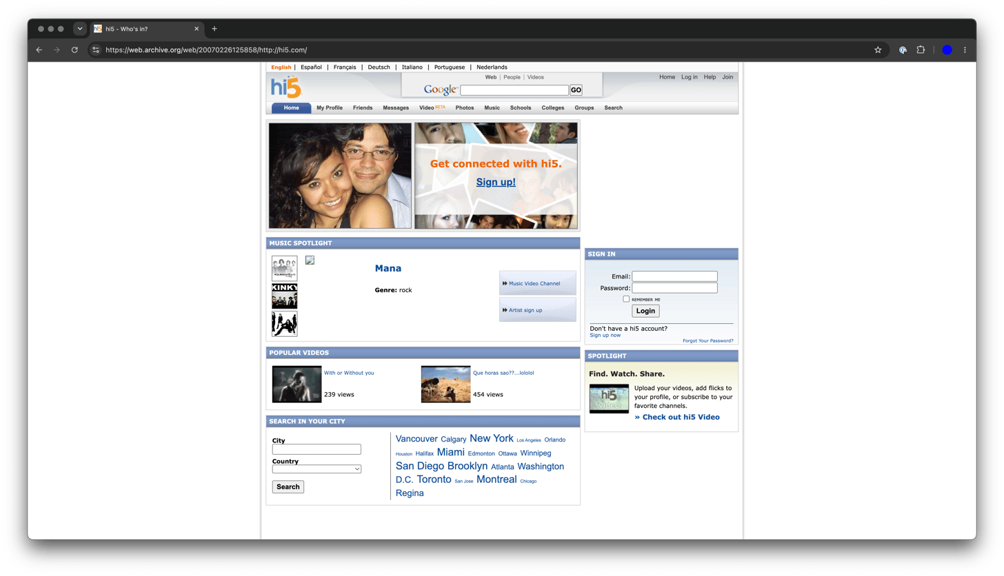 Screenshots from Wayback Machine's archive of Hi5.com, piczo.com